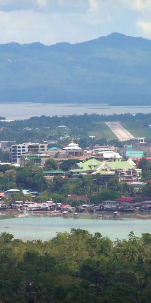 Tram in Tagbilaran City at dusk