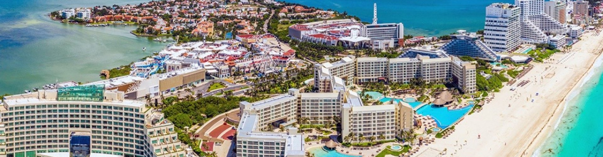 Cancún Public Transport Scene