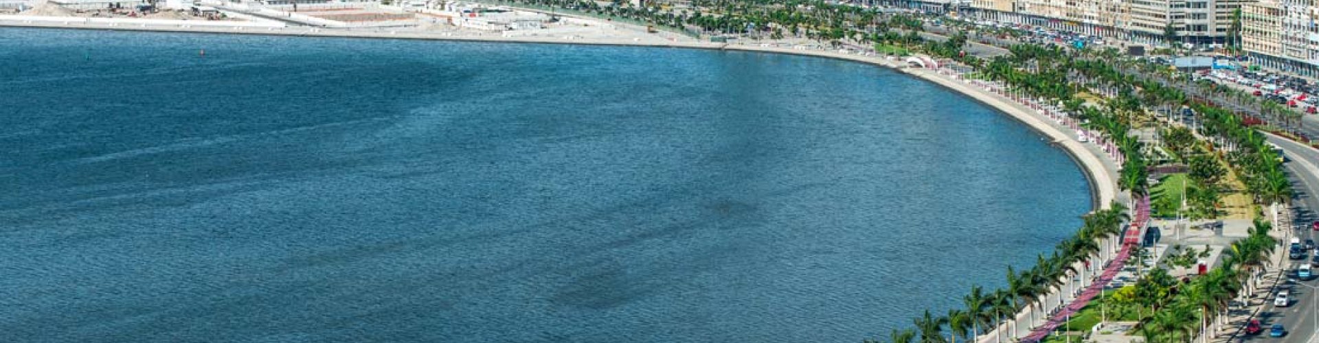Luanda metro platform with passengers