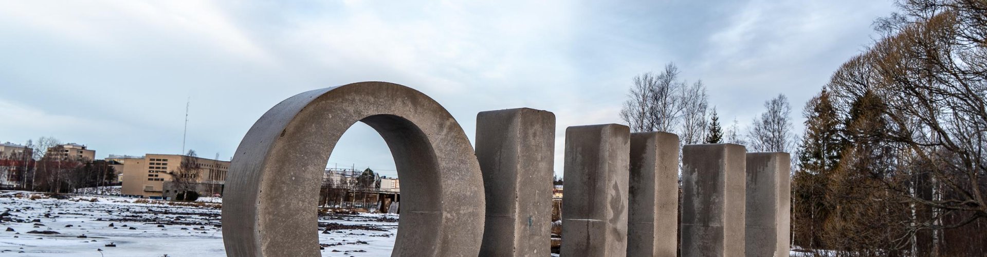 Night tram on Oulu cobblestone street