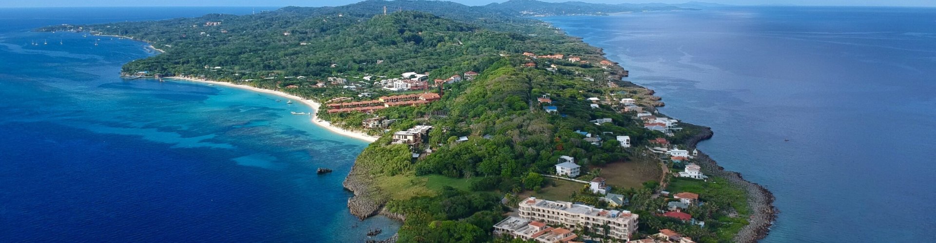 Roatán tram moving through town