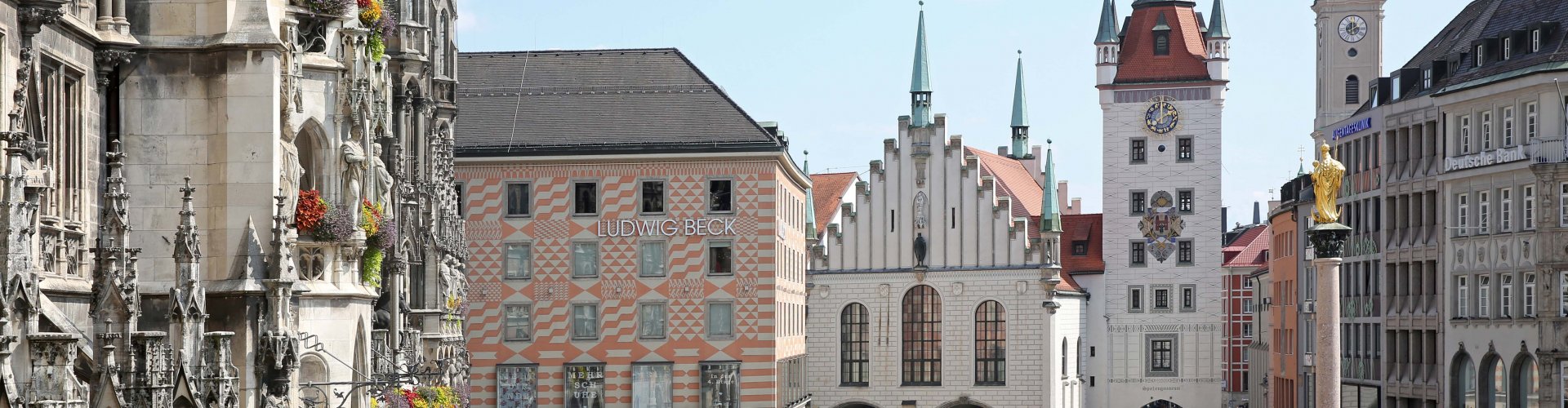 Munich metro station bustling with commuters