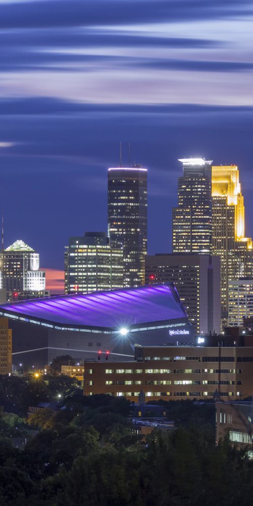 Quiet metro station in Minneapolis evening