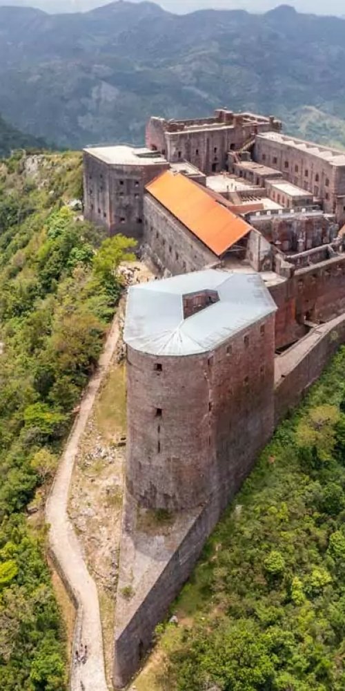 Tram in Cap Haitien during off-peak