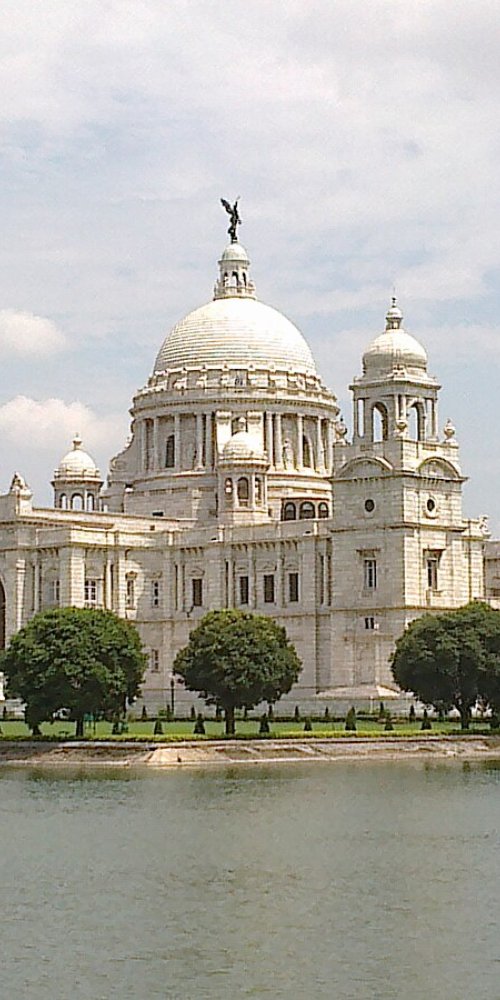 Kolkata tram at sunset